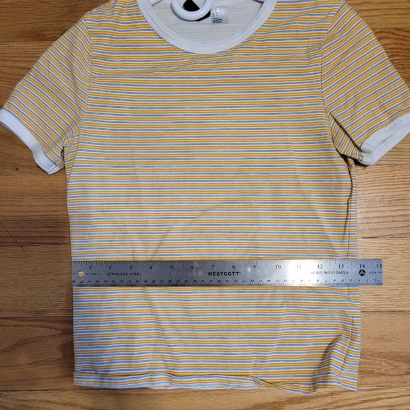 Cute Crop Top T - Picture 4 of 4